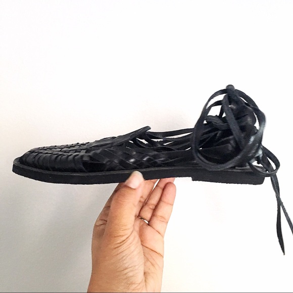 Chamula Sayulita Handmade Leather Huarache Sandals - Picture 3 of 8